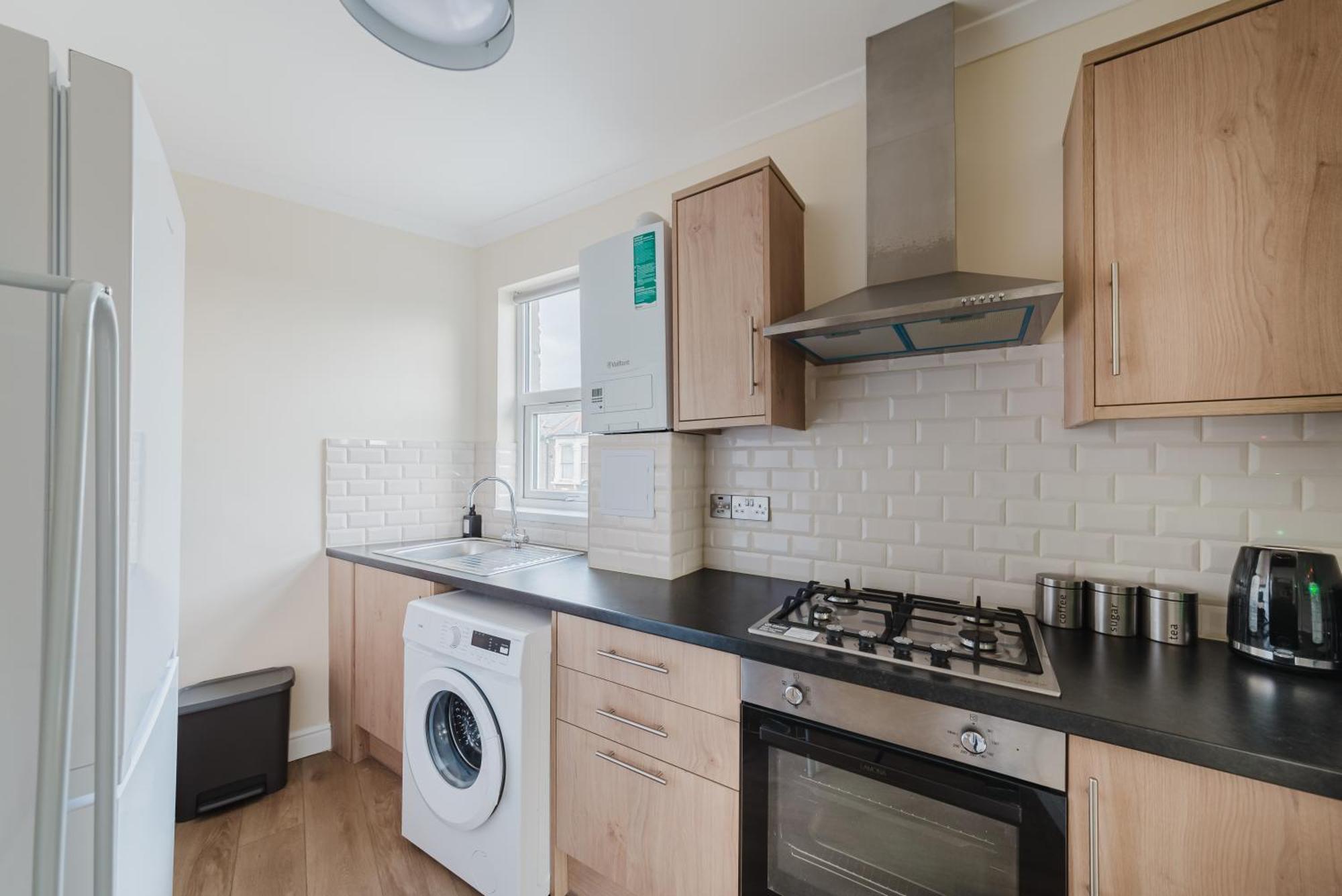 Modern Cosy Corner Flat 3 Bed And Loft Sleep 7 People Daire Londra Dış mekan fotoğraf